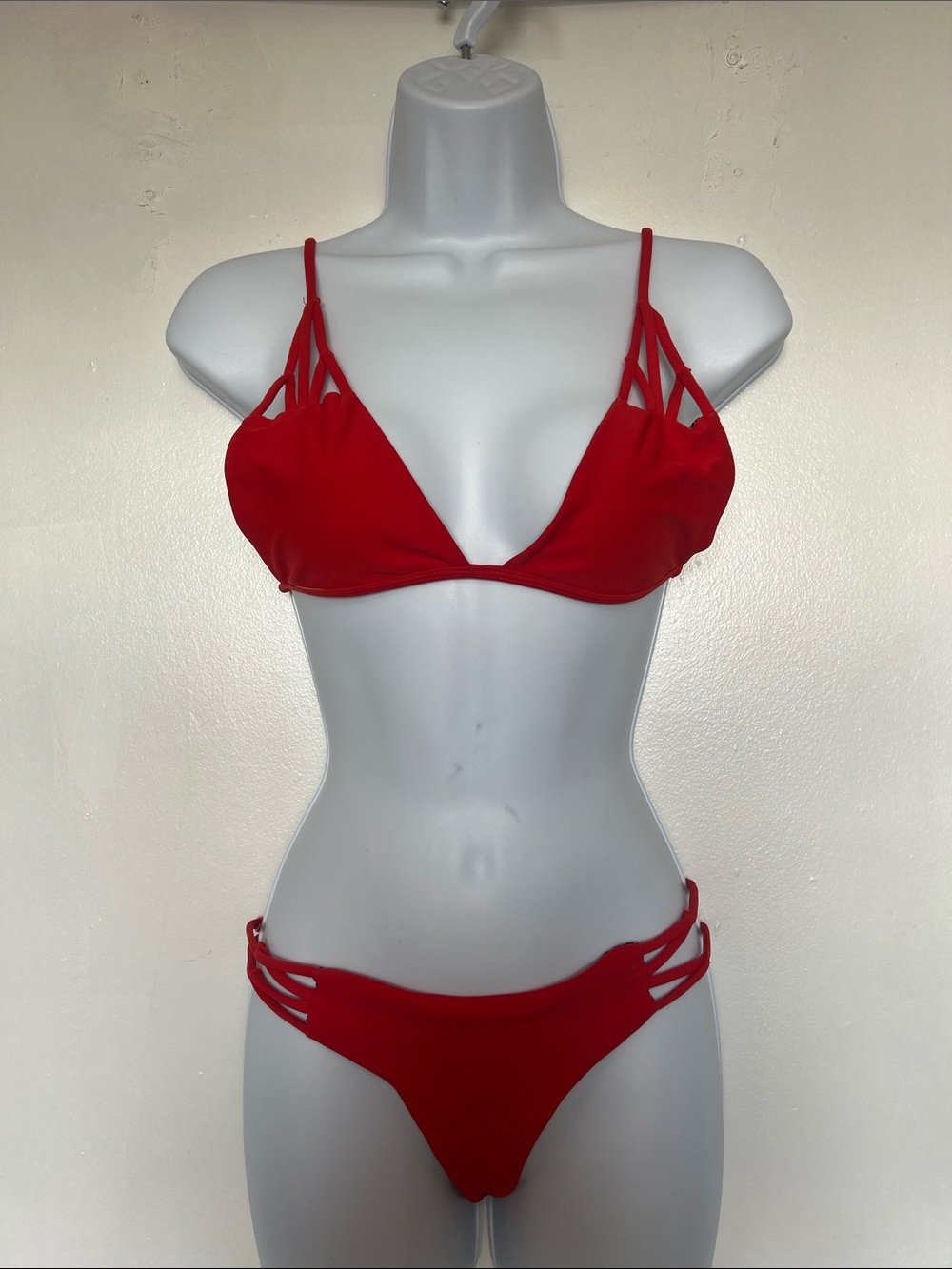 Acasia Red Strappy Triangle Bikini - Women's Swim reversible sz L